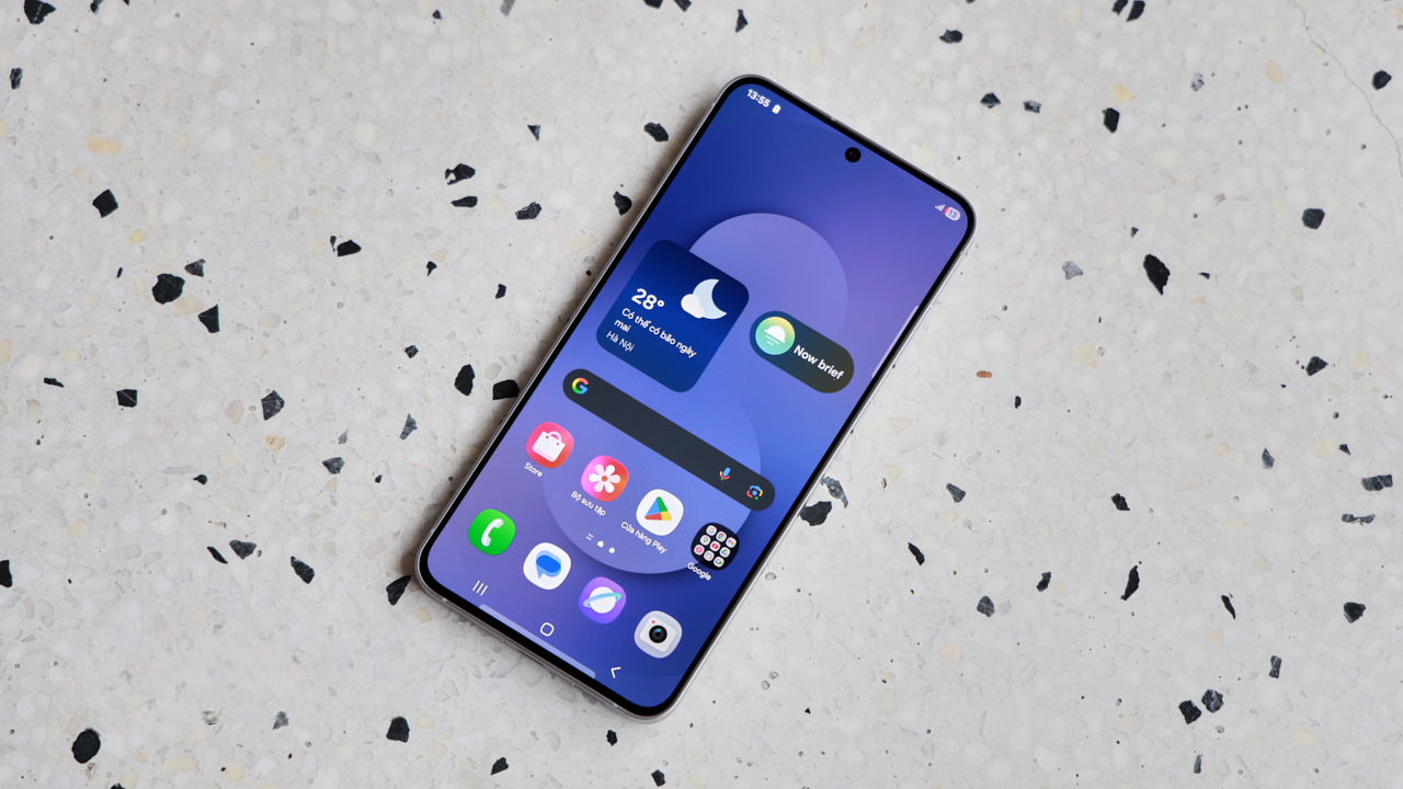 Bất ngờ Galaxy A77 xuất hiện